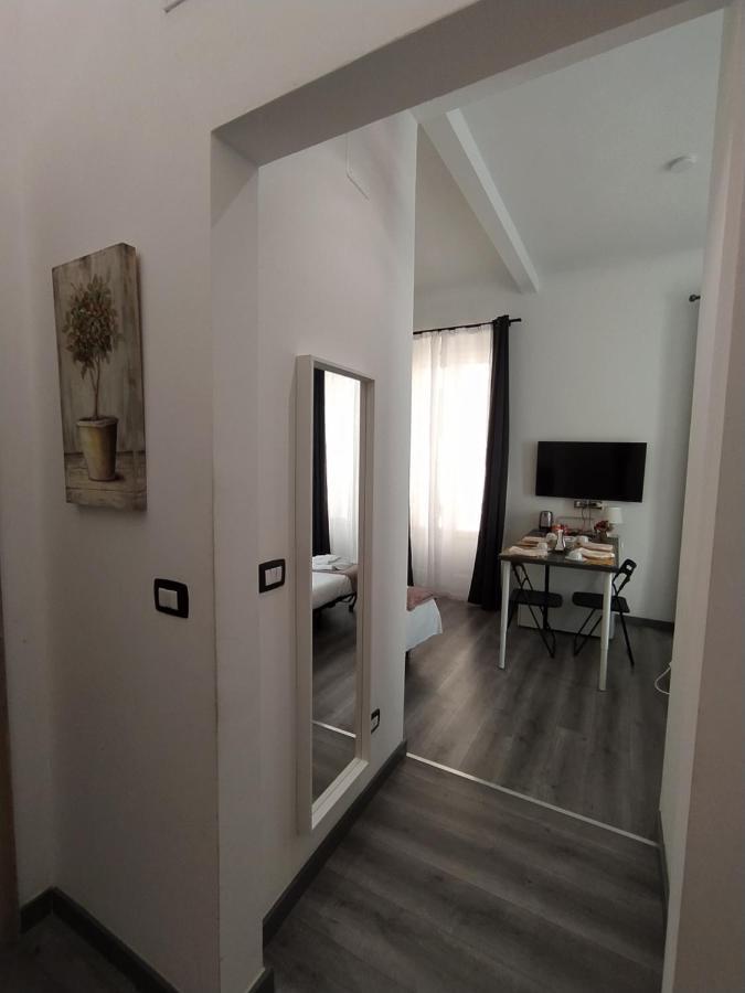 Domus Nikolai Hotell Bari Exteriör bild