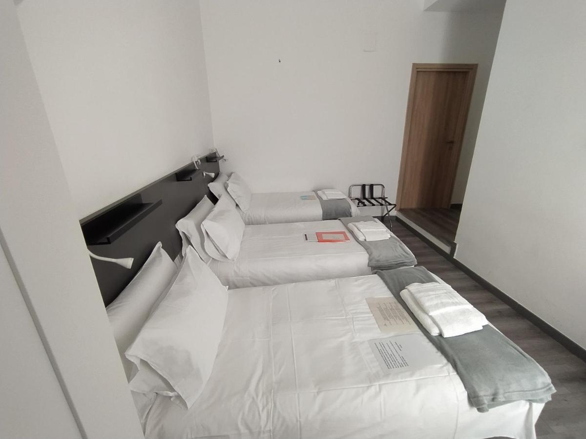 Domus Nikolai Hotell Bari Exteriör bild