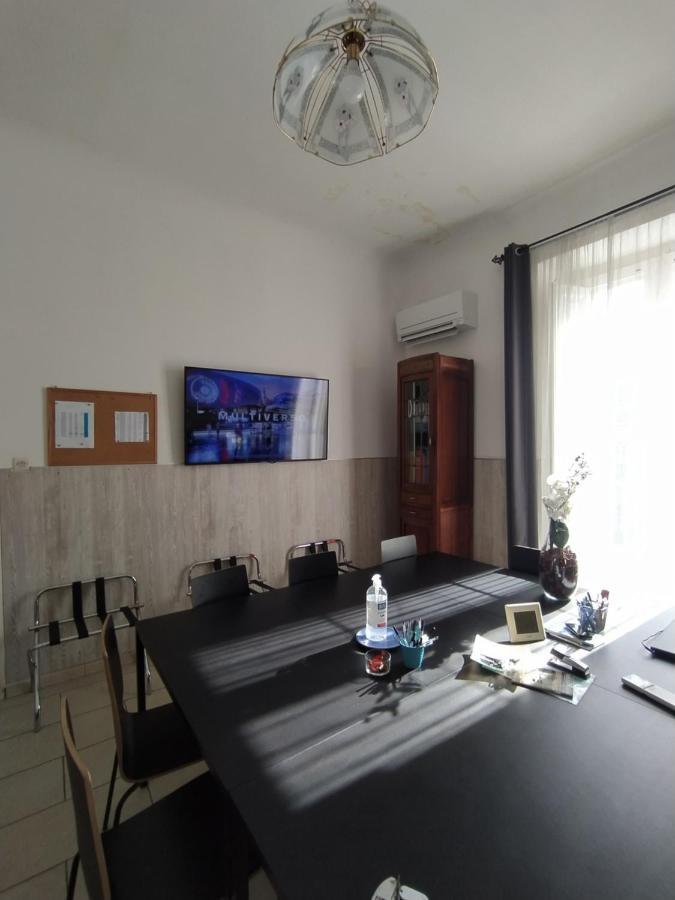 Domus Nikolai Hotell Bari Exteriör bild
