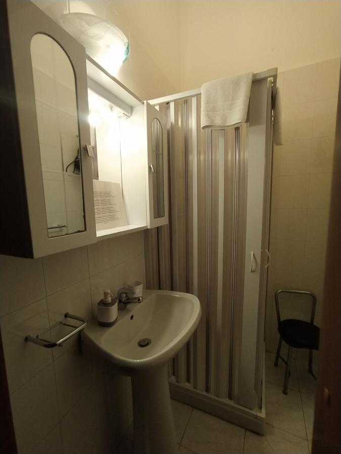 Domus Nikolai Hotell Bari Exteriör bild