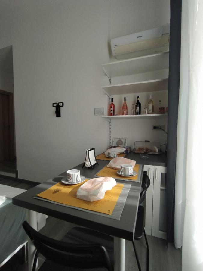 Domus Nikolai Hotell Bari Exteriör bild