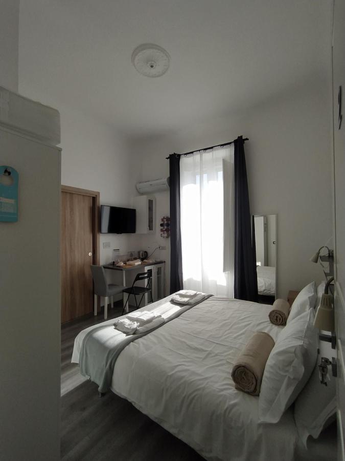 Domus Nikolai Hotell Bari Exteriör bild